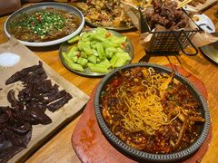 -大叹号啤酒屋·延边料理(建工店)