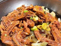 -张大师鸭爪爪特色干锅(南湖店)