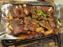 铁板椒香牛仔骨-高第街56号港式餐厅(山大路店)
