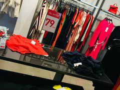 -ZARA(恒隆广场店)