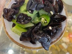 美极黑木耳-金杨拉面王小吃面馆·牛三宝面·红烧牛肉粉