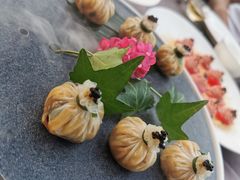 鱼子酱菌香布袋-三利音·东方司宴(外滩店)