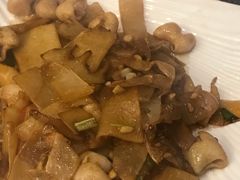 酸笋炒肥肠-美极鲜食坊(宝安南路店)