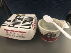 -肯德基(南京站A2检票口楼上)