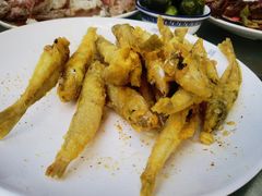 -四川小胡子海鲜(丁村万人海鲜广场店)