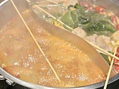-鹿鸣山草本茶香火锅(园西路店)