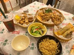 -东排食堂长沙小吃大排档(五一广场店)