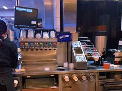 -麦当劳(海岸城店)