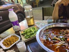 -焱焰鲜锅兔·佳味郑氏·自贡特色菜