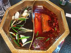 菌王鸳鸯锅-朝天门火锅(东城区速八店)