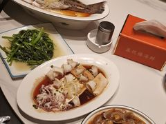 -鑫悦楼煎蟹·16年海鲜大排档