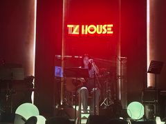 -TZ House音乐现场(来福士中心店)