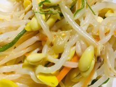 豆芽菜-唯成•韩国炭火烤肉 유성고기