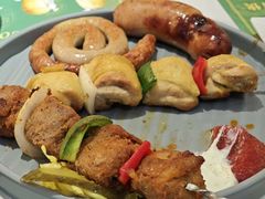 俄罗斯特色烤肉拼盘-库滋明·俄罗斯特色美食(中央大街店)