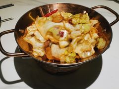 干锅手撕包菜-相遇·川湘融合菜(丹阳吾悦广场店)