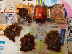-鑫记婆婆兔·成都特产·兔头手撕兔(太古里店)