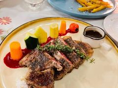 M5肉眼牛排-花·fleur古董西餐厅(西城夜未央店)