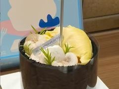 -山与蓝·轻糖鲜果蛋糕(勒泰店)