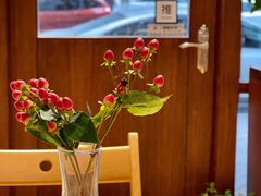 -C.Y Cafe
