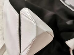 -莱靓奢侈品洗护改衣店(新世界百货崇文店)