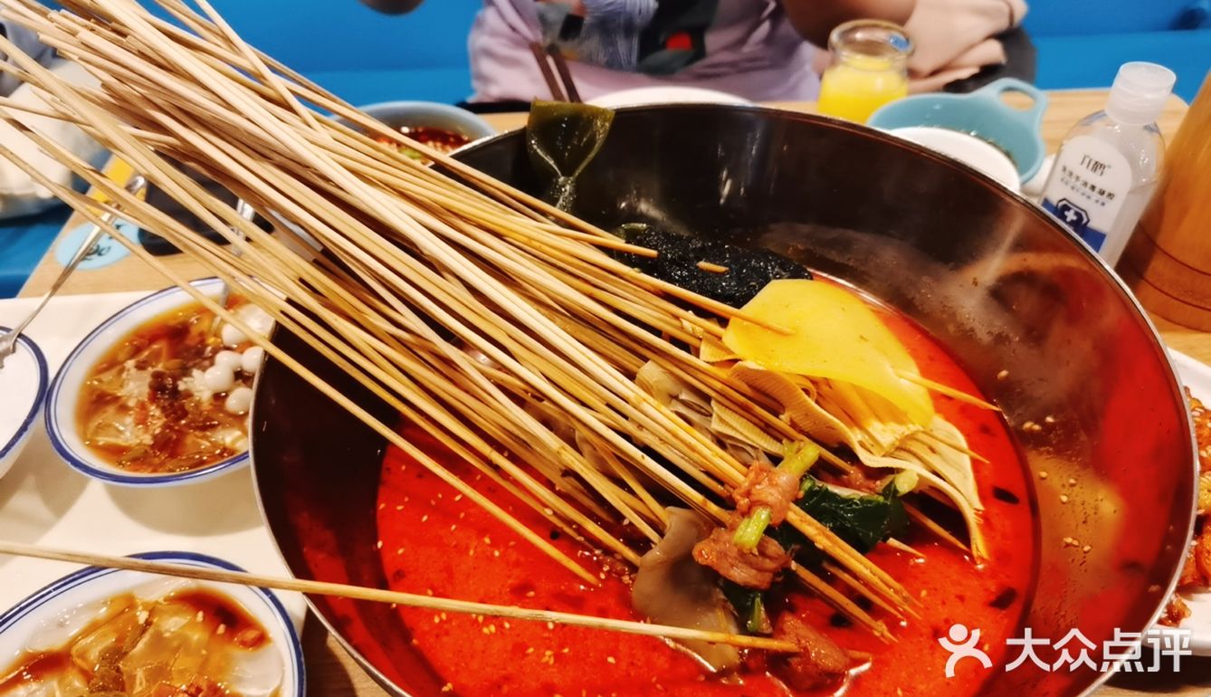 「喵十三串串香(印象城店)」在印象城四楼 「狼牙土豆