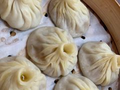 蟹黄小笼-朱新年·苏式汤团·面点(北寺塔店)