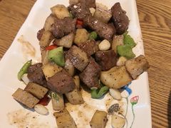 -赶海部落海鲜城(海阳路店)