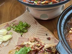 -有红鸡毛店·川菜(建设路店)