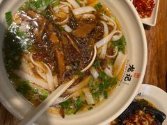 -湘人龙记老长沙米粉(鸟巢店)