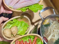 -独食火锅·半米屋台(直营总店)