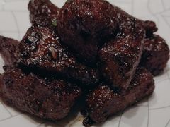 沪市牛肉粒-屋里厢上海菜馆