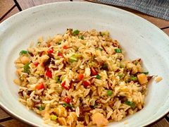 -MONICH牛排融合餐厅(和义大道购物中心店)