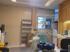 -上海仁爱医院口腔科 · 种植