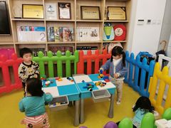 -英孚教育青少儿(昆城广场中心)