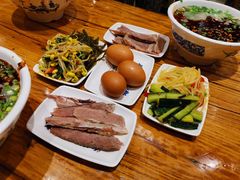 -思泊湖牛肉面(兰州总店)