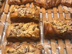 -Dough&Joe团憩(瑞虹天地月亮湾店)