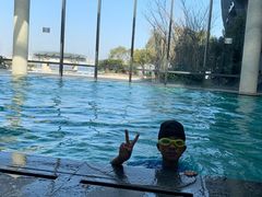 -上海滴水湖皇冠假日酒店