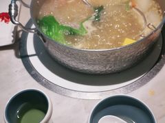 -左庭右院鲜牛肉火锅(浦江欢乐颂店)