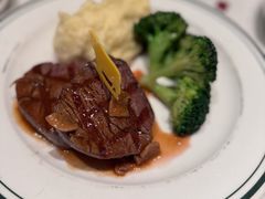-Wolfgang’s Steakhouse 沃夫冈牛排馆(上海白玉兰广场店)