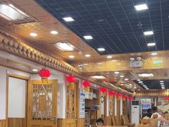 -屯老二农家铁锅炖·行业领军者(梅江店)