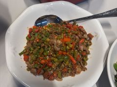 -三湘四水正宗湘菜(君峰路店)