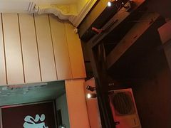 门面-沪小胖小龙虾(淮海中路旗舰店)