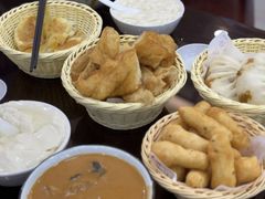 -方中山胡辣汤(顺河路店)