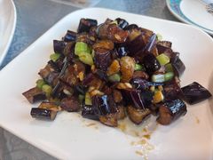 -汗腾格里·风味餐厅(新疆驻京办店)