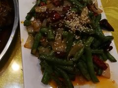 -何猫特色黄焖羊肉