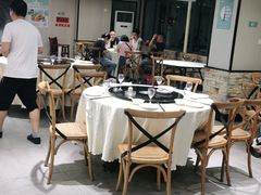 大堂-好兄弟郭巨海鲜(天一阁店)