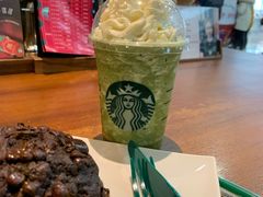 -星巴克(济宁万达广场店)