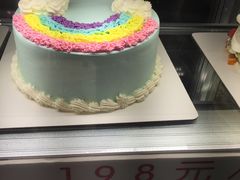彩虹蛋糕-打包幸福(学府店)