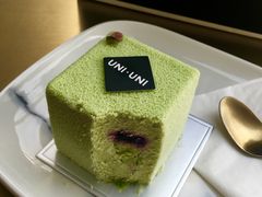 -UNI UNI(环亚凯瑟琳店)