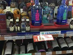 -全家便利店(东直门店)